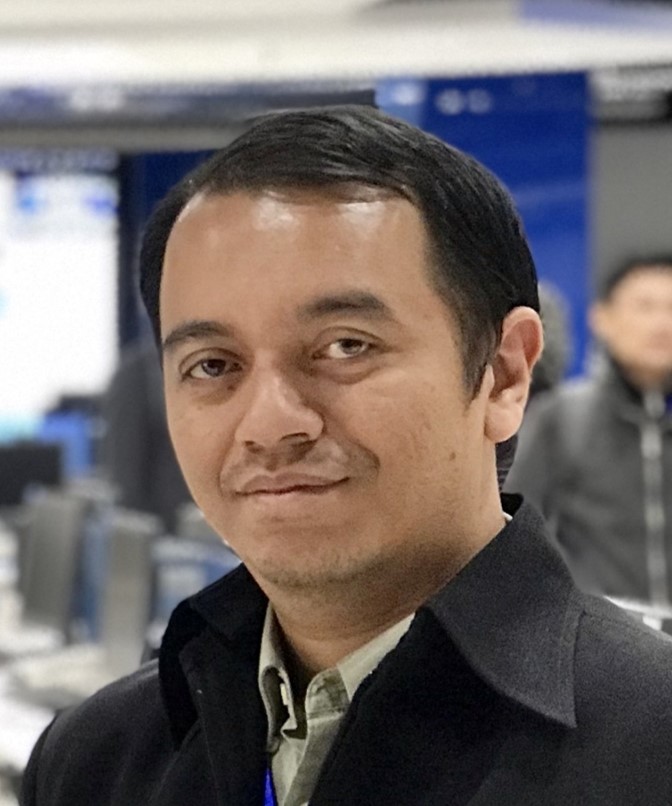 Dr. Raden Arief Setyawan